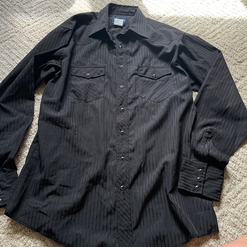 Like new wrangler button down